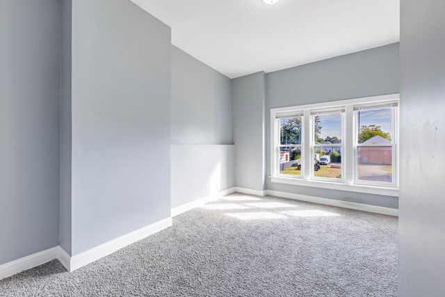 1908 S Sawyer Avenue, Chicago, IL 60623