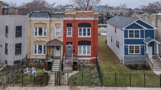 1908 S Sawyer Avenue, Chicago, IL 60623
