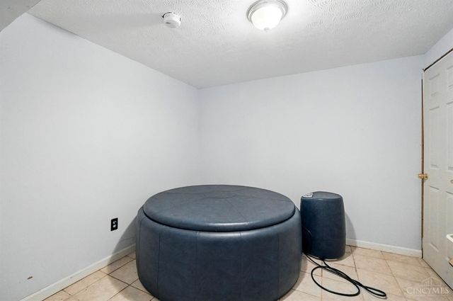 12190 Kilbride Drive, Colerain Twp, OH 45251