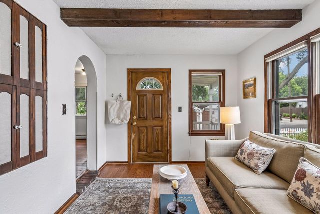422 Brimhall Street, Saint Paul, MN 55105