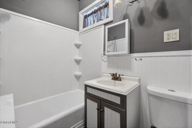 415 Broadway, Mechanicville, NY 12118