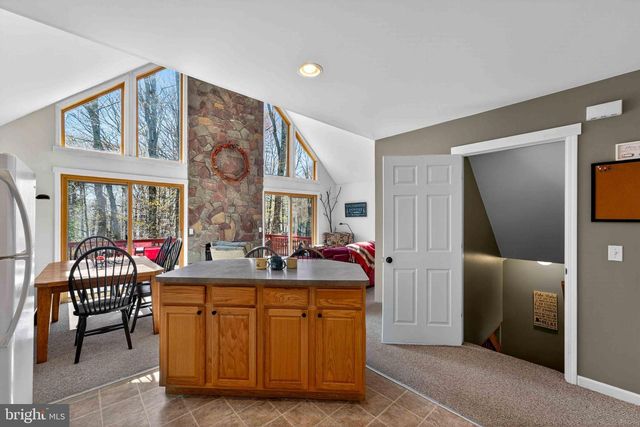 179 SELIG RD, Pocono Lake, PA 18347
