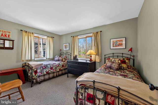 179 SELIG RD, Pocono Lake, PA 18347