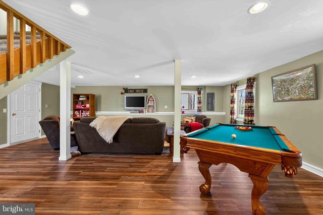 179 SELIG RD, Pocono Lake, PA 18347