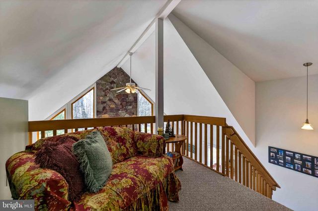 179 SELIG RD, Pocono Lake, PA 18347