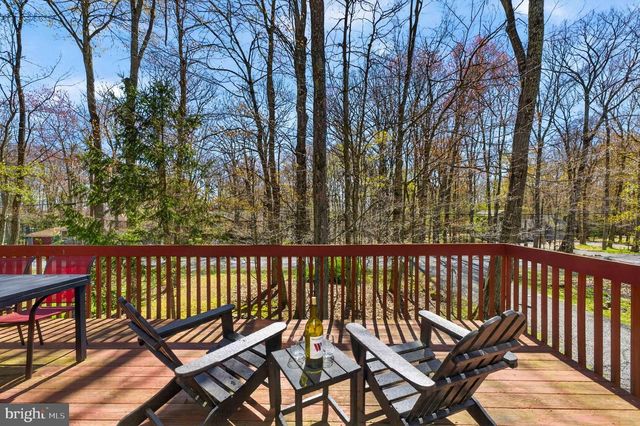 179 SELIG RD, Pocono Lake, PA 18347