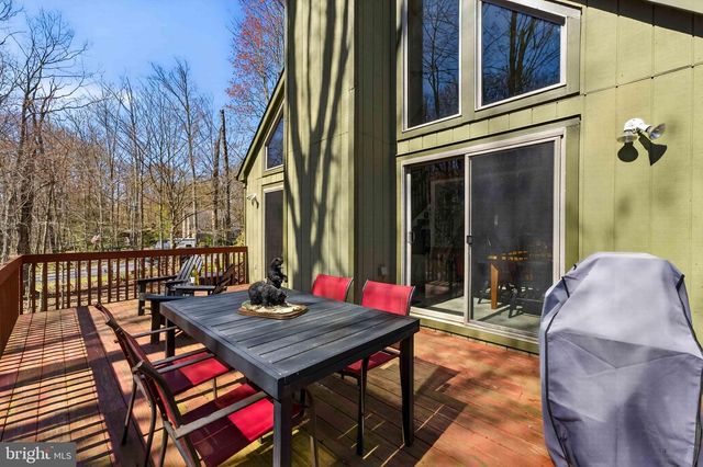 179 SELIG RD, Pocono Lake, PA 18347