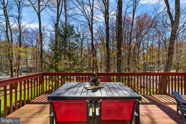 179 SELIG RD, Pocono Lake, PA 18347