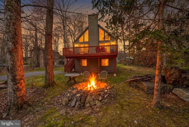 179 SELIG RD, Pocono Lake, PA 18347