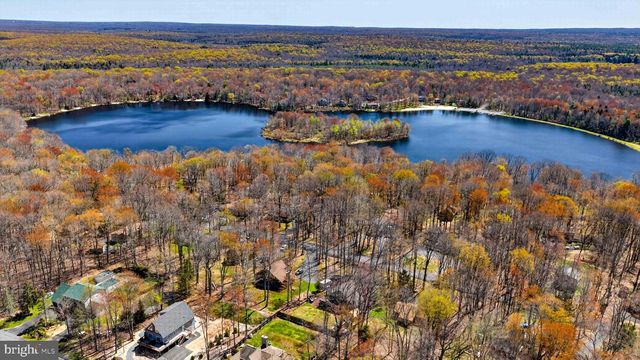 179 SELIG RD, Pocono Lake, PA 18347