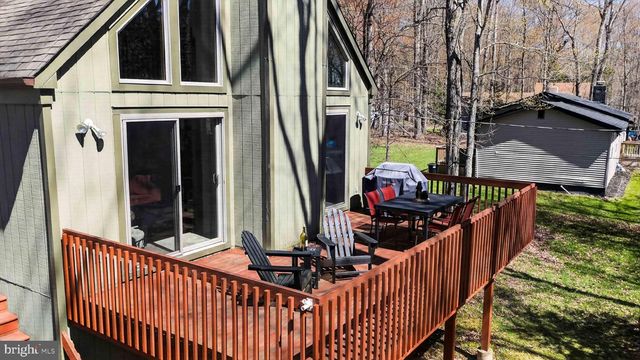 179 SELIG RD, Pocono Lake, PA 18347