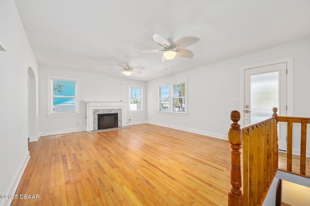 448 Nautilus Avenue, Daytona Beach, FL 32118