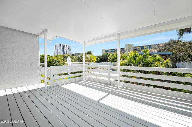 448 Nautilus Avenue, Daytona Beach, FL 32118