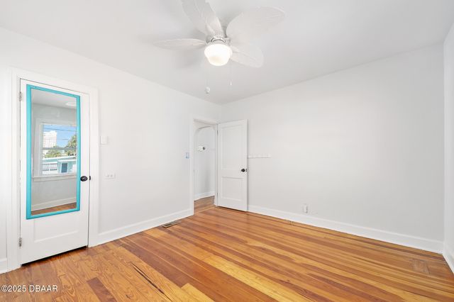 448 Nautilus Avenue, Daytona Beach, FL 32118