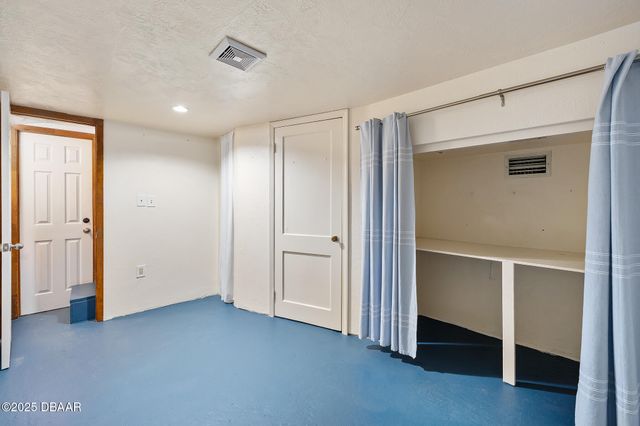 448 Nautilus Avenue, Daytona Beach, FL 32118