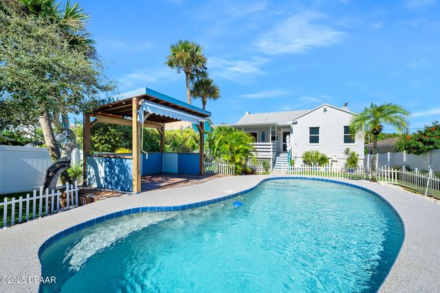 448 Nautilus Avenue, Daytona Beach, FL 32118