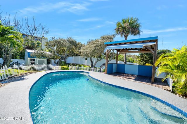 448 Nautilus Avenue, Daytona Beach, FL 32118