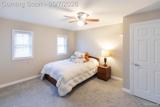 1560 W Lakeview Lane, Canton Charter Township, MI 48187