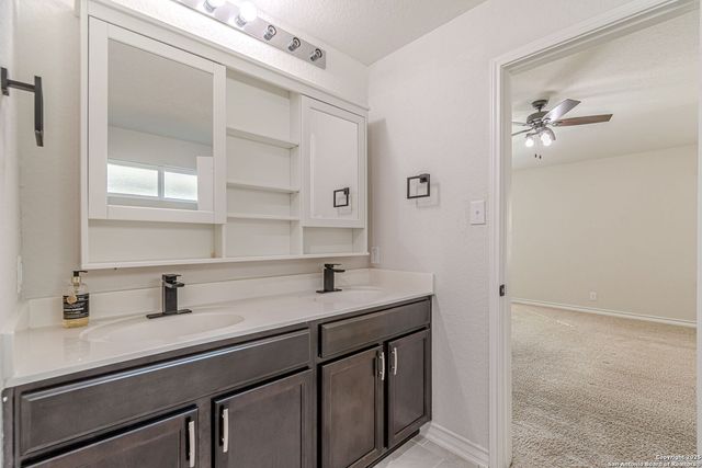 9717 Baytown Coast, San Antonio, TX 78254