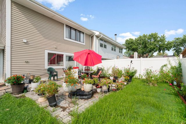 514 Gardiner Court, Romeoville, IL 60446