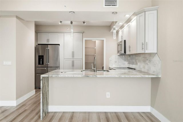 322 E CENTRAL BOULEVARD 912, Orlando, FL 32801