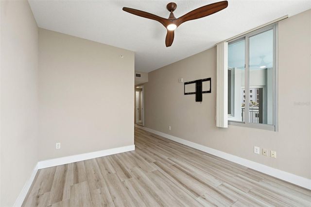 322 E CENTRAL BOULEVARD 912, Orlando, FL 32801
