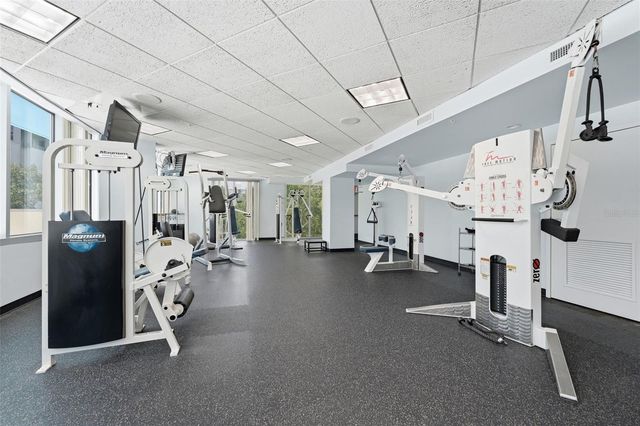 322 E CENTRAL BOULEVARD 912, Orlando, FL 32801