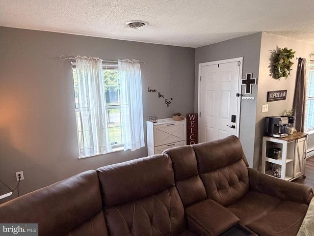184 DEXTER DR, Martinsburg, WV 25405