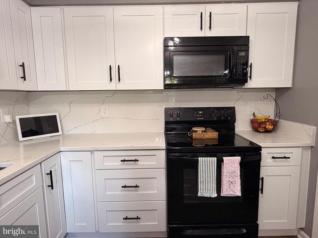 184 DEXTER DR, Martinsburg, WV 25405