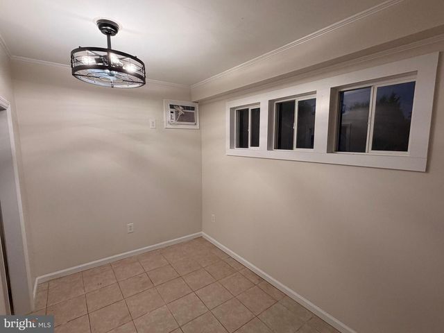 184 DEXTER DR, Martinsburg, WV 25405