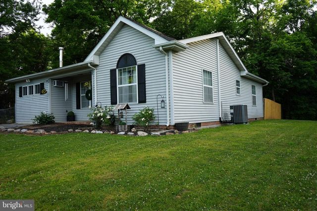 184 DEXTER DR, Martinsburg, WV 25405