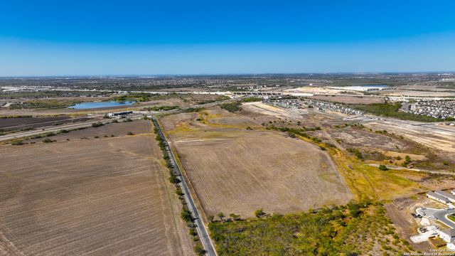 10225 Green, Converse, TX 78109