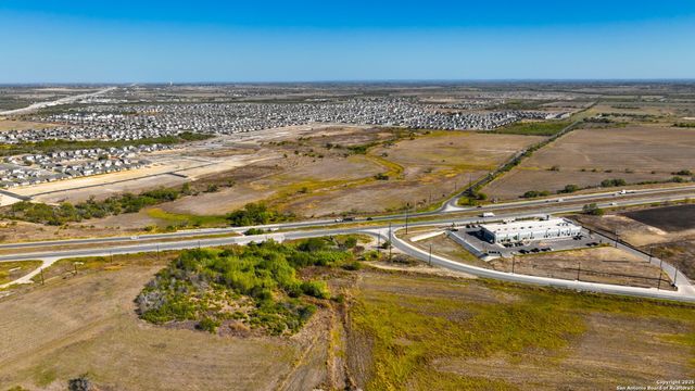 10225 Green, Converse, TX 78109