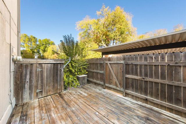 45 Derow Ct, Sacramento, CA 95833