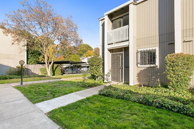 45 Derow Ct, Sacramento, CA 95833