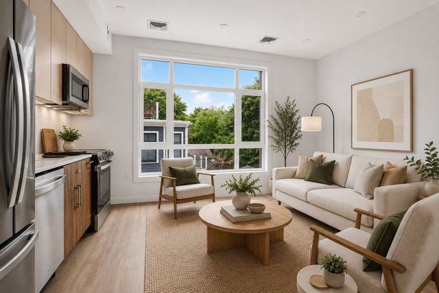 13 Warwick Street 205, Somerville, MA 02145