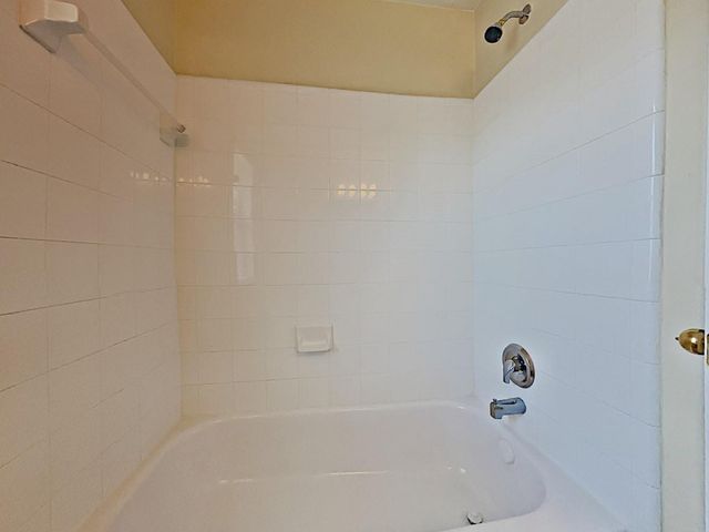 2883 Diamond Bay Drive, Dickinson, TX 77539