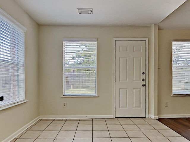 2883 Diamond Bay Drive, Dickinson, TX 77539