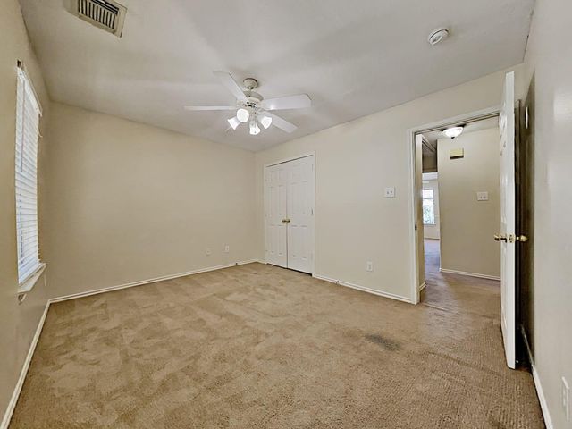2883 Diamond Bay Drive, Dickinson, TX 77539