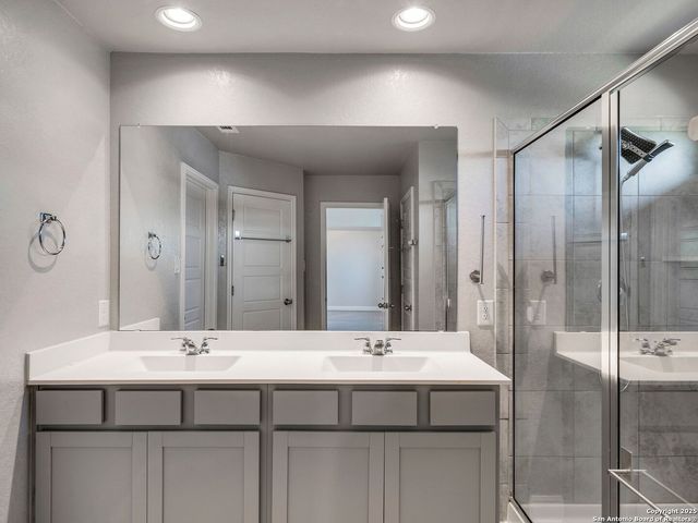 142 Abbeydell, Boerne, TX 78015