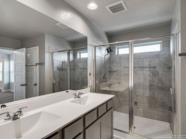 142 Abbeydell, Boerne, TX 78015