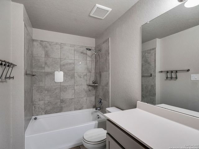 142 Abbeydell, Boerne, TX 78015