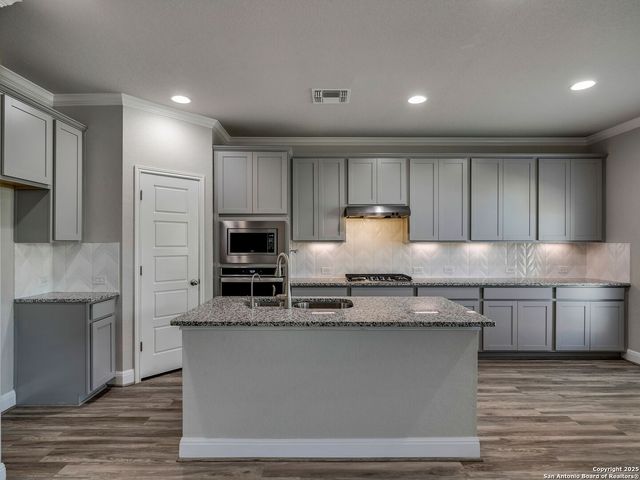 142 Abbeydell, Boerne, TX 78015