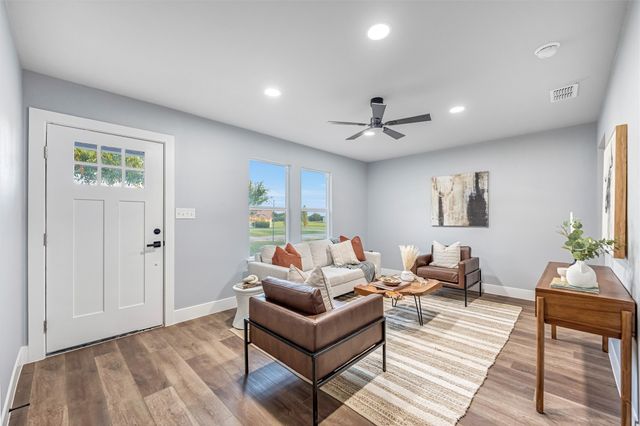 1300 County Road 1550, Chico, TX 76431