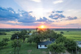 1300 County Road 1550, Chico, TX 76431