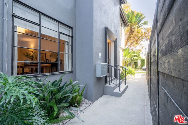 419 S Rexford Drive 2, Beverly Hills, CA 90212