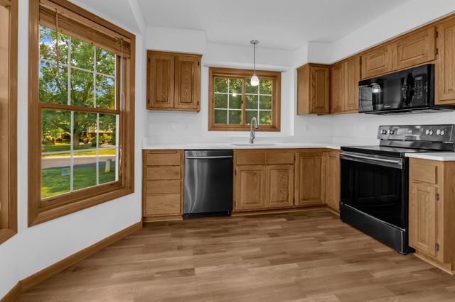 12973 Eastview Court, Apple Valley, MN 55124