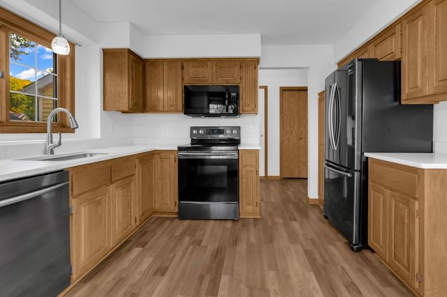12973 Eastview Court, Apple Valley, MN 55124
