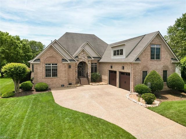 3007 N James DR, Suffolk, VA 23435