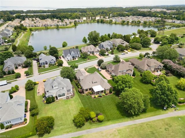 3007 N James DR, Suffolk, VA 23435